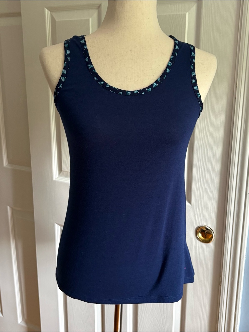 Catherine Malandrino Women’s Navy Crossover Back Active Tank Top Small